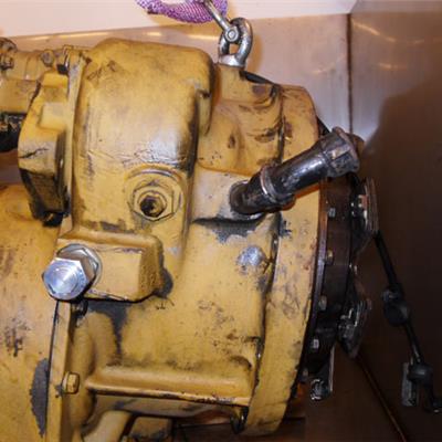 Revisie van Clark transmissies - Transmission Services